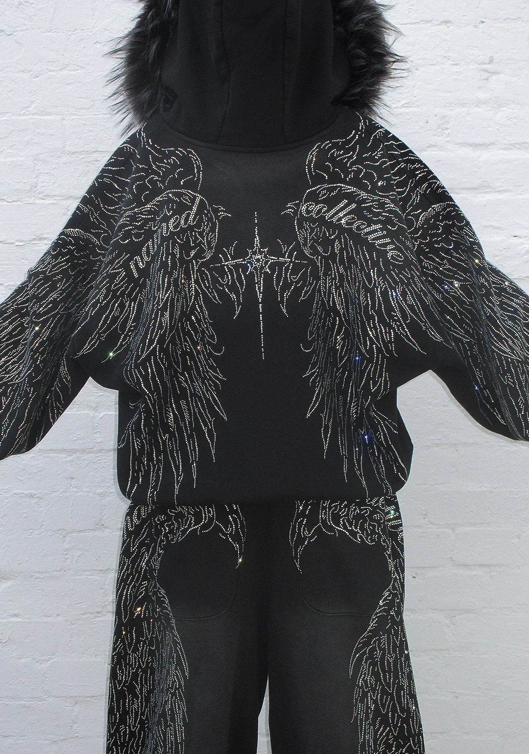 https://cdn.shopify.com/s/files/1/0789/4371/5581/files/fallen-faux-fu-rhinestone-zip-hoodie-washed-black-_detachable-fur_-3.webp?v=1766803226